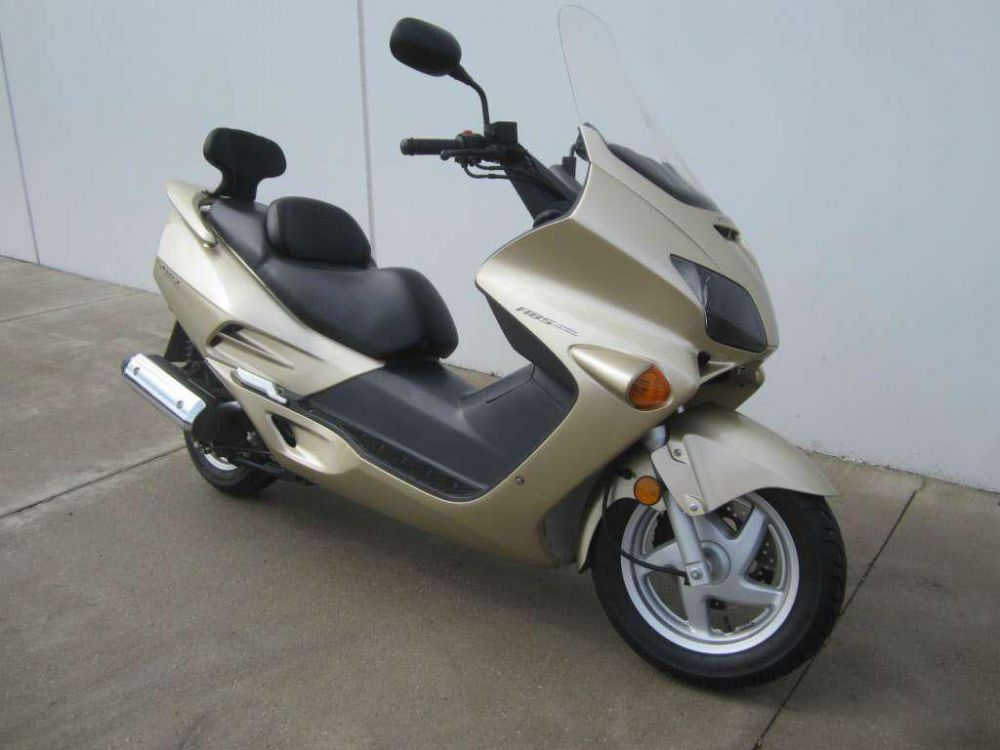 2002 honda reflex nss250  scooter 