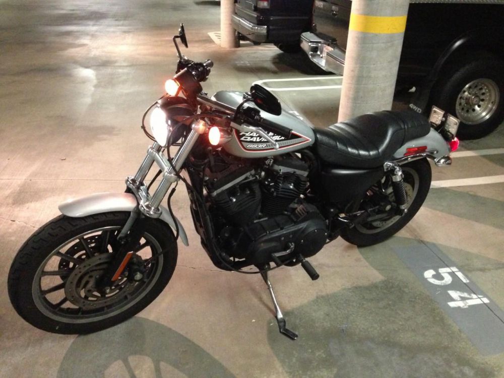 2006 Harley-Davidson Sportster 883 R Cruiser 