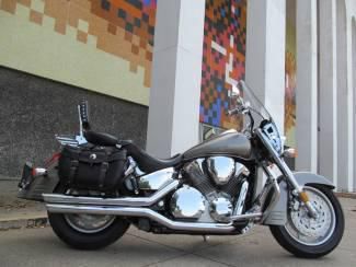 2007 Gray Honda VTX1300!