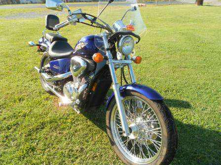 2003 Honda Shadow VLX Deluxe Cruiser 