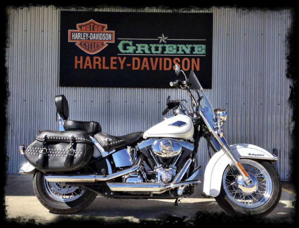 2012 Harley-Davidson FLSTC Heritage Softail Classic Cruiser 