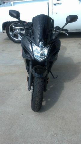 Used 2012 yamaha fz6r for sale.