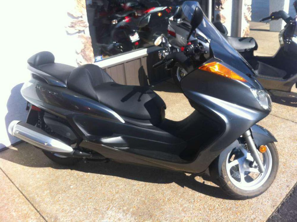 2010 Yamaha Majesty Scooter 