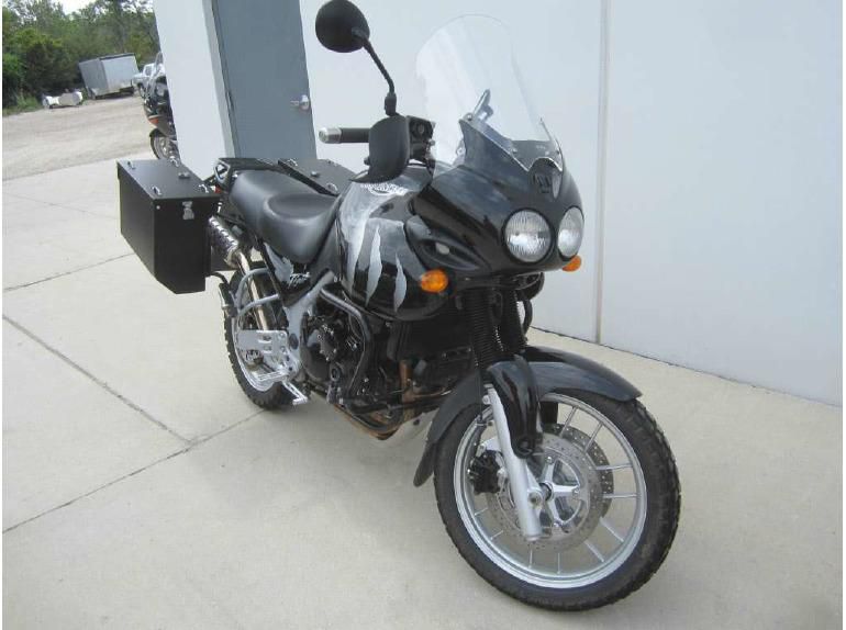 2006 triumph tiger  dual sport 