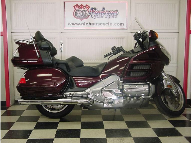 2008 honda gold wing premium audio (gl18p) 