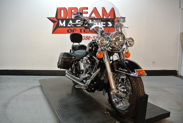 2006 Harley-Davidson Heritage Softail Classic FLSTCI Cruiser 