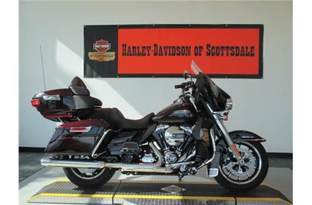 2014 Harley-Davidson FLHTCU Touring 