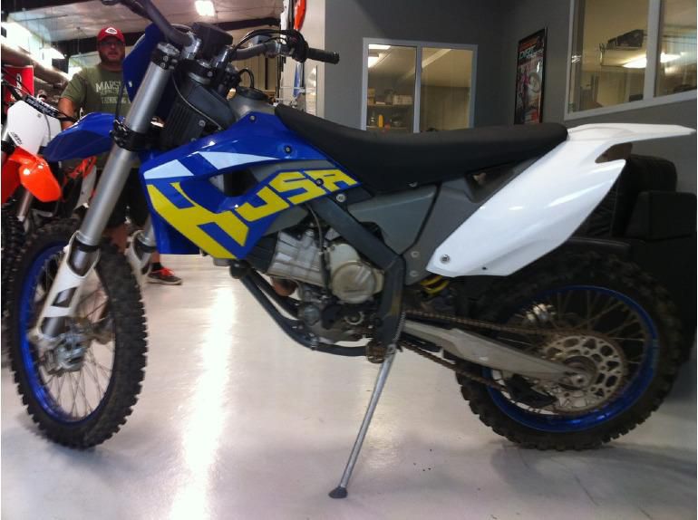 2011 husaberg fx450  dirt bike 