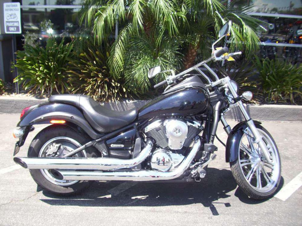 2009 Kawasaki Vulcan 900 Classic Cruiser 