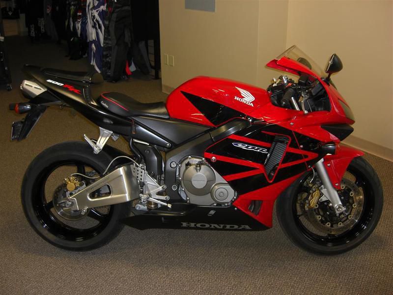 2004 Honda CBR 600RR Sportbike 