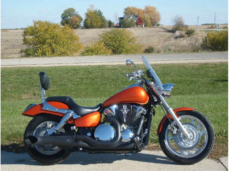 2004 honda vtx  1300  (vtx1300c) 