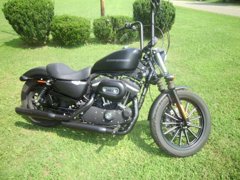 2010 harley-davidson 883xl iron edition only 2015 miles like new!!!!