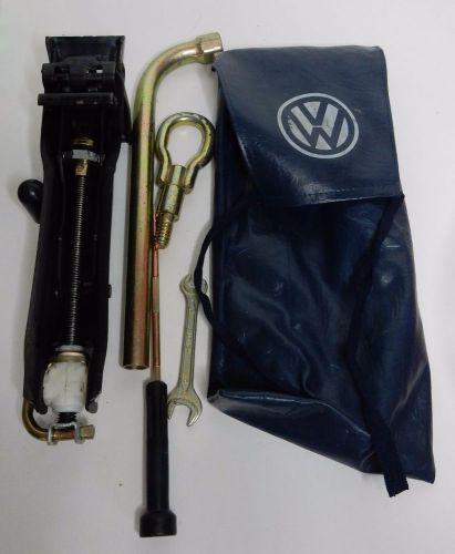 Original vw volkswagen jack set with tools 1h0 011 031 golf / vento /.corrado  p