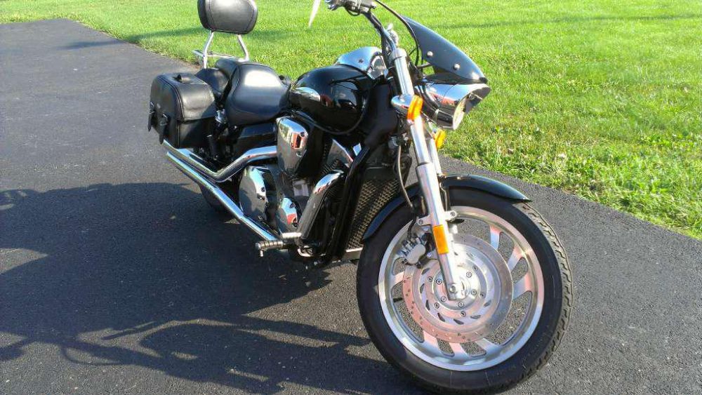 2007 honda vtx1300c  cruiser 