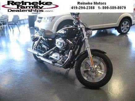 2013 Harley Davidson XL1200 Sportster Black---ONLY 163 MILES! NO RESERVE!!!!