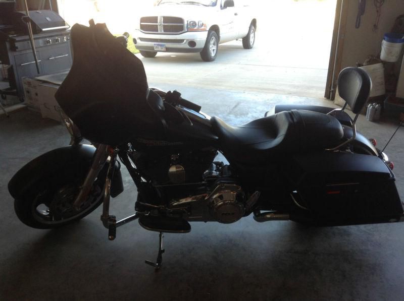 2013 harley streetglide like new! denim black