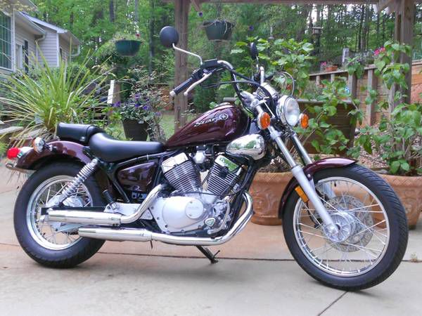 2009 yamaha v-star xv250 motorcycle great gas mileage!