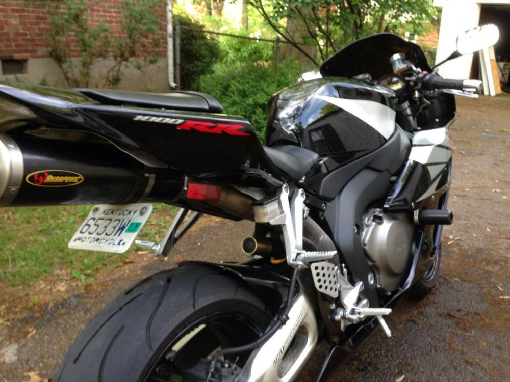 2005 Honda Cbr 1000RR Sportbike 