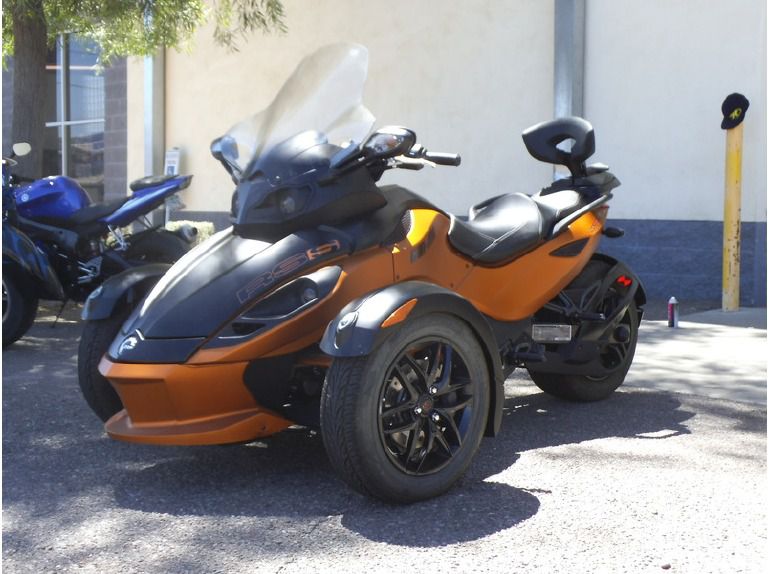 2011 Can-Am Spyder Roadster RS-S 