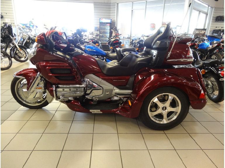 2005 honda gold wing 