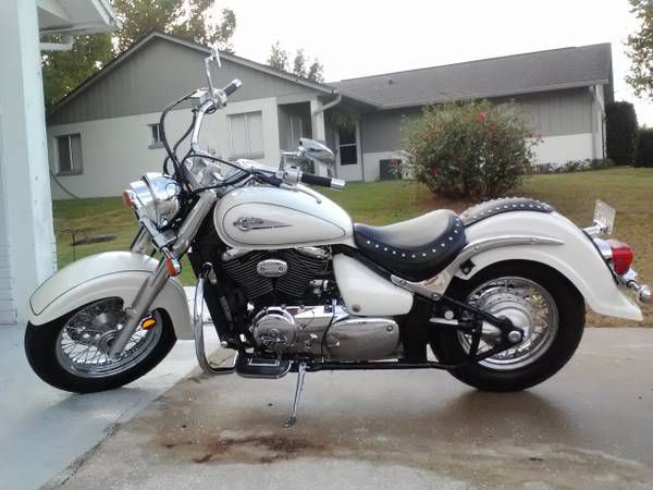 03 Suzuki Intruder Volusia