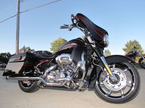 2011 harley-davidson touring cvo street glide