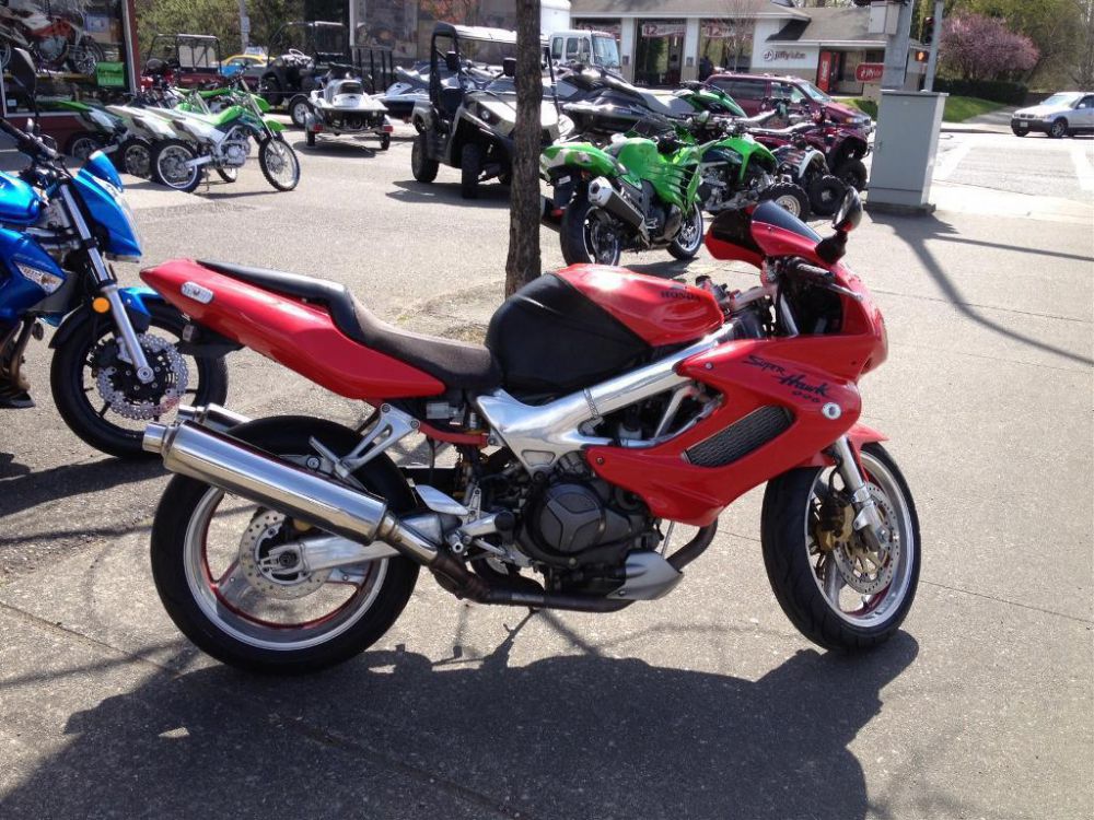 2001 honda super hawk  sportbike 