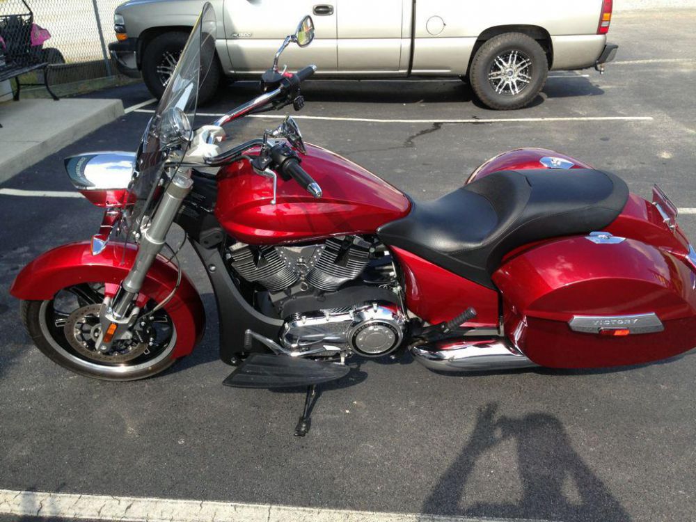 2012 Victory Cross Roads Touring 