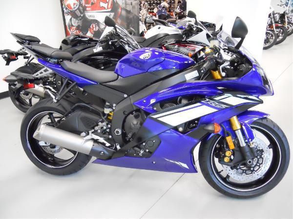 2012 yamaha yzf-r6  sportbike 