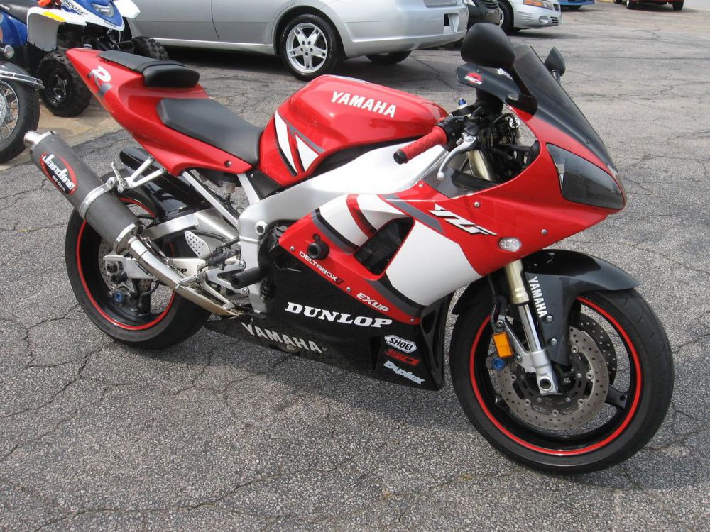 2001 Yamaha YZF-R1 Sportbike 