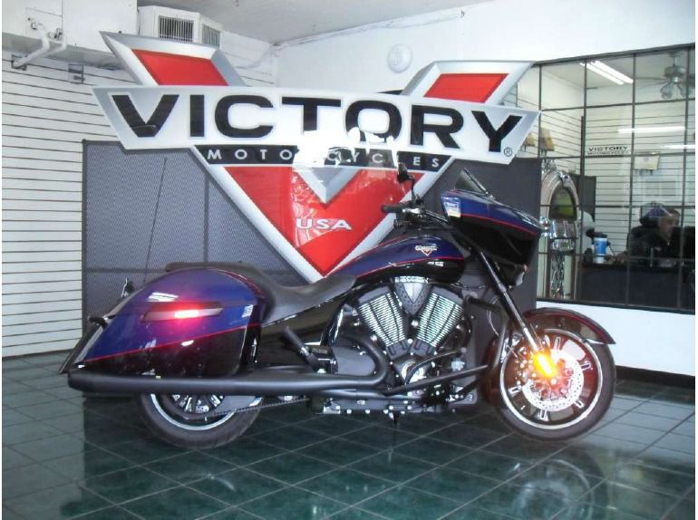 2014 Victory Cross Country Factory Custom Paint 