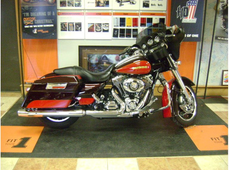 2010 Harley-Davidson Street Glide Flhxi 