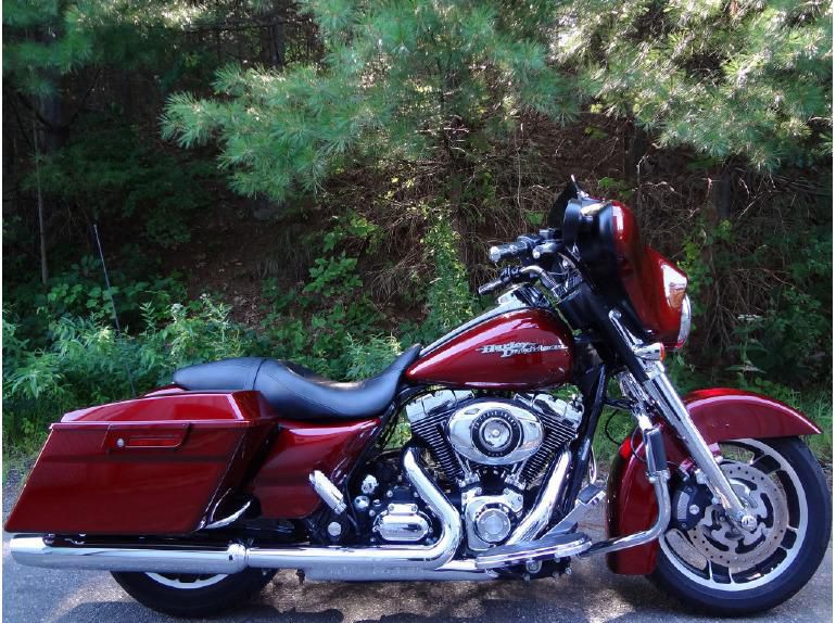 2009 Harley-Davidson FLHX Street Glide Touring 