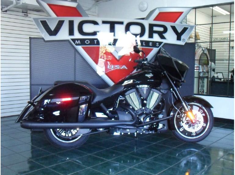 2014 Victory Cross Country 8-Ball 