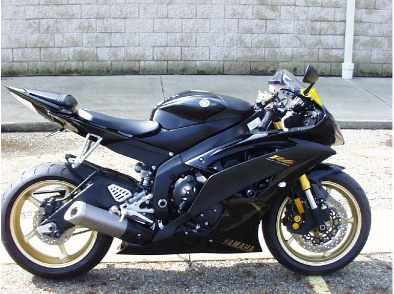 2009 yamaha yzf-r6 