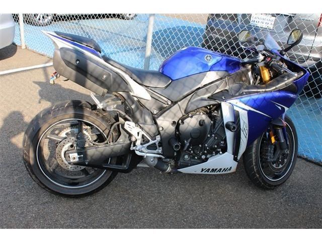 Yamaha : fz yamaha r1