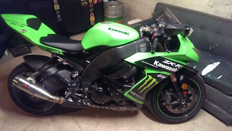 2008 kawasaki ninja zx10r **3k miles** monster edition