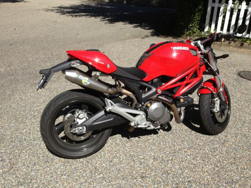 2011 DUCATI MONSTER 696 ABS PLUS *NO RESERVE*