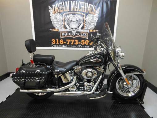 2012 Harley-Davidson Heritage Softail Classic FLSTC