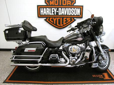 2011 Harley-Davidson Electra Glide Classic - FLHTC Touring 