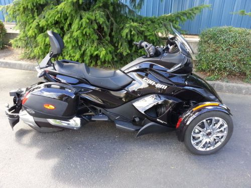 2013 can-am spyder st limited se5