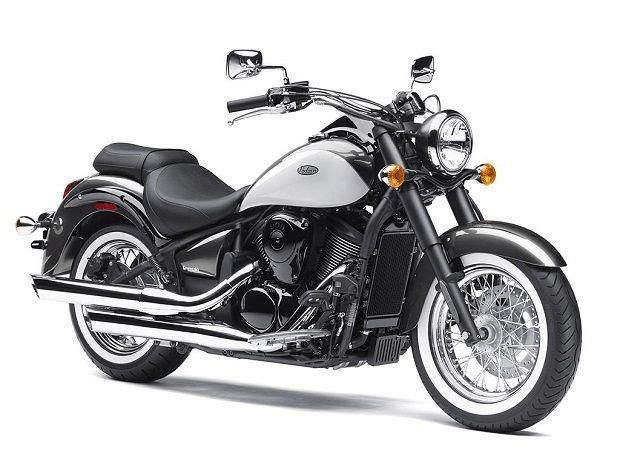 2012 Kawasaki Vulcan 900 Classic white and grey only $6344.00