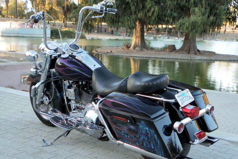 California road king, 2001 harley davidson, batman themed bike, very nice, l@@k