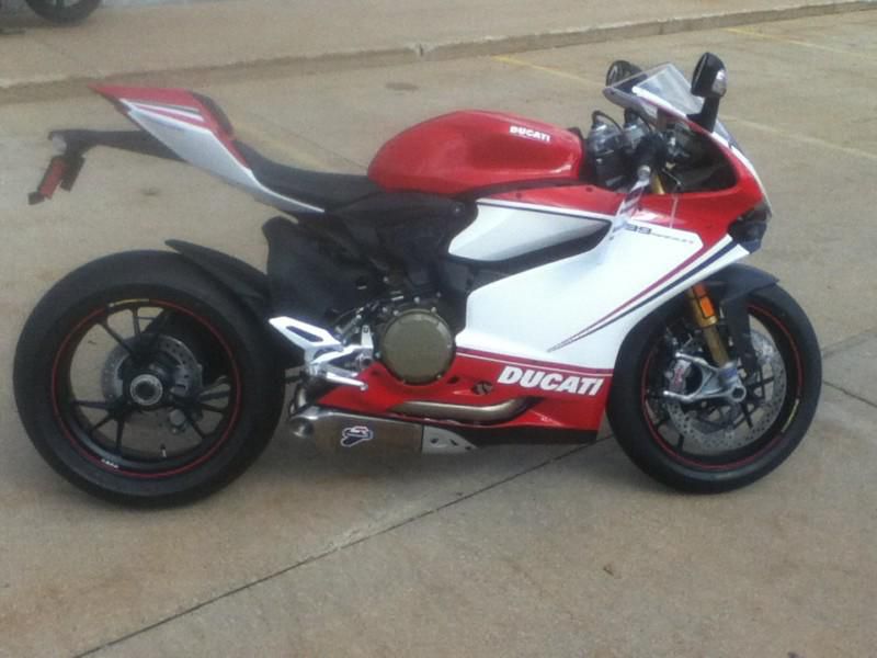 **new 2013 ducati 1199 "r" 0 miles termignoni exhaust**