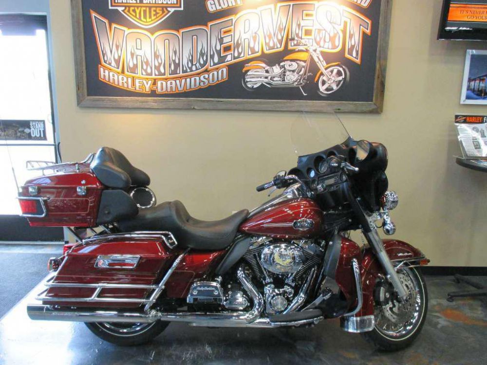 2009 harley-davidson flhtcu ultra classic electra glide  touring 