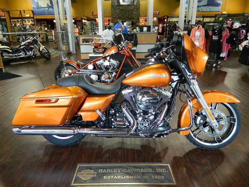 2014 Harley-Davidson FLHX - Street Glide Touring 