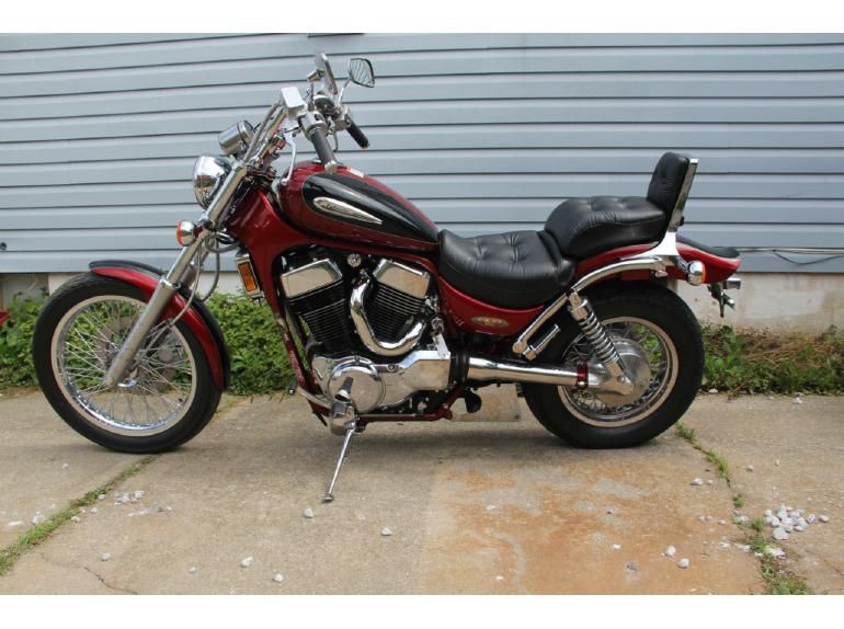 1999 suzuki intruder  cruiser 