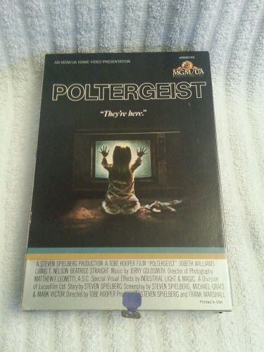 Poltergeist  original (1982 beta/betamax big box) very good horror movie