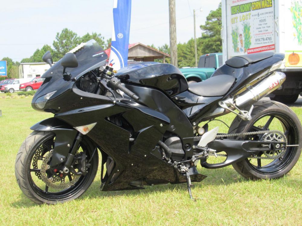 2006 kawasaki zx10r  sportbike 