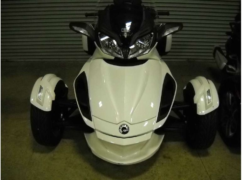 2013 can-am spyder st limited 